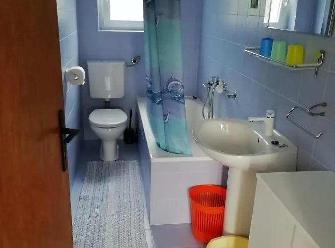 Jakov&nada Daire Šilo